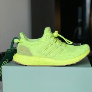 Beyoncé Adidas IVY Park Ultra Boost OG hi yellow